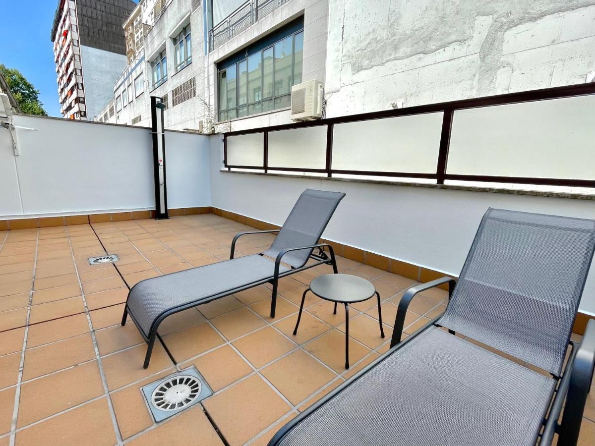 Estudio céntrico con terraza y parking privado Ourense Esterno foto